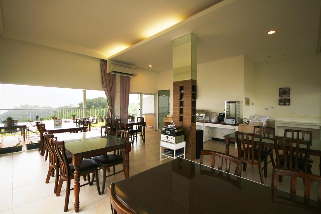 日初山莊 Sunrise Taitung Apartment Fuyuan Exterior photo